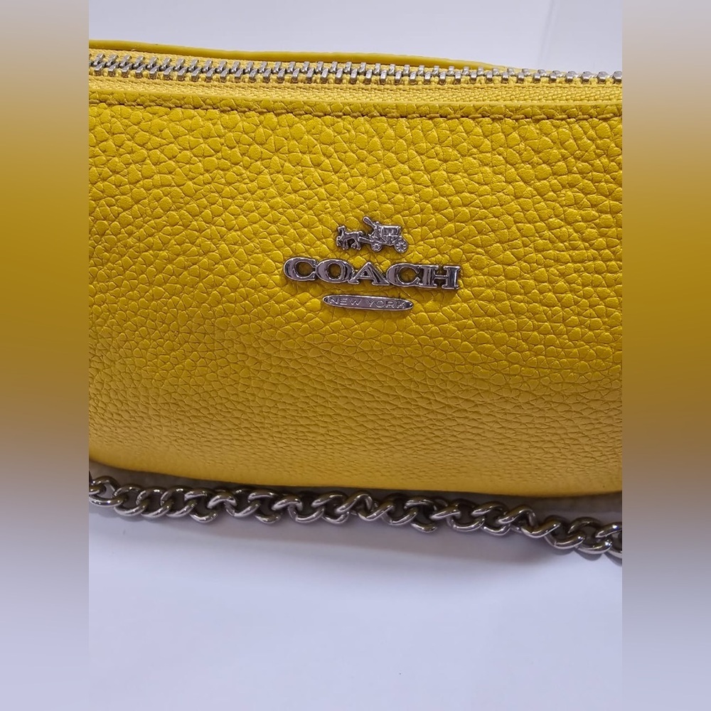 NWT Coach Yellow Pebbled Leather Mini Wristlet with Shearling Accents - Picture 2 of 10